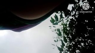 भारतीय जंगल में भाभी की देह से रस टपकाया