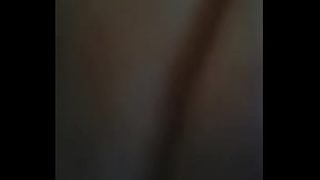 Desi Bhabhi yang Menggoda dengan Bisikan Hindi yang Menggairahkan