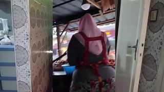 Sang Dewi Muslim Indonesia yang Montok dan Menggoda