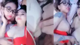 Adila dan Vania Berbagi Kenikmatan Lidah yang Menggoda