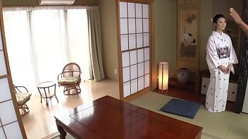 若き女将の誘惑接待 ～あなたは何しに日本へ来たの？～