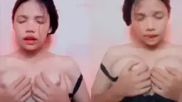 Gadis Muda dengan Payudara Montok yang Menggoda