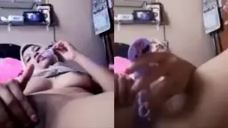 Ukhti Seksi Ketagihan Masturbasi