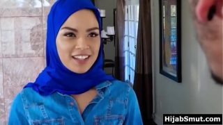 Gadis muslimah panas digilir berdua oleh tukang pindahan