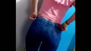 Mau ngewe di kantor, gue lagi horny banget