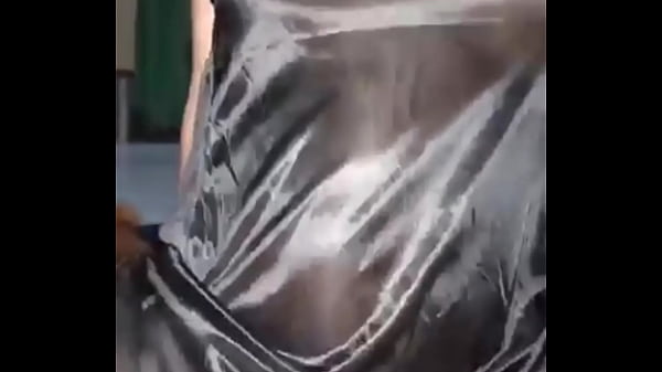 Video panas Indonesia, aksi ranjang dengan cewek montok togek besar dan mulus