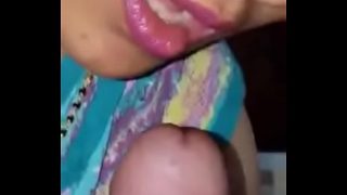 Malam panas dengan suami, desahan nikmat blowjob bergema dalam audio Hindi
