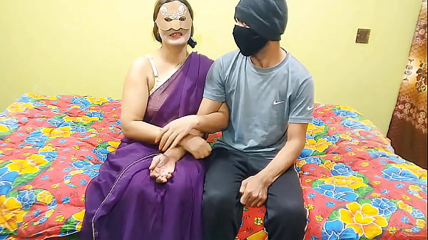 Bhabhi India Mengisahkan Bagaimana Kakak Tiri Menghardcore dan Melebarkan Memeknya dengan Audio Hindi Jernih Bagian 1