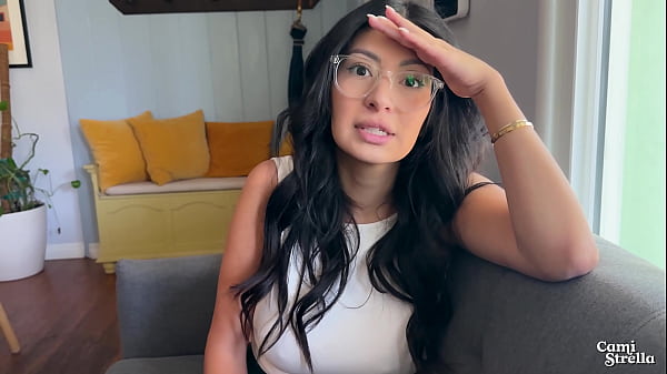 Adik Tiriku Mengkhianati Pacarnya dan Mengguyurku dengan Pancaran Erotis – Cami Strella x Scott Stark