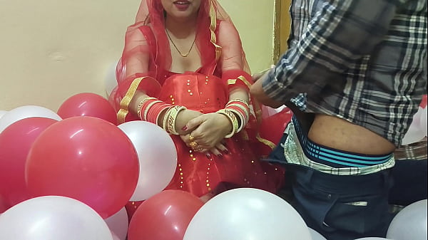 Malam Pertama Pengantin Desi Cantik dan Seksi Dihardiki Suami