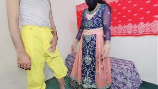 Kecantikan Muslimah Berhijab dengan Aksi Anal Seksi yang Menggoda, Amrozia Bhavi dan Devor dalam Adegan Anal Terpanas Berbahasa Hindi