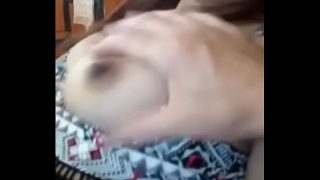Gadis India seksi dengan tubuh montok