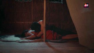 Jungle Ki Garam Dangal: XXX Web Series Ka Pehla Jhatka