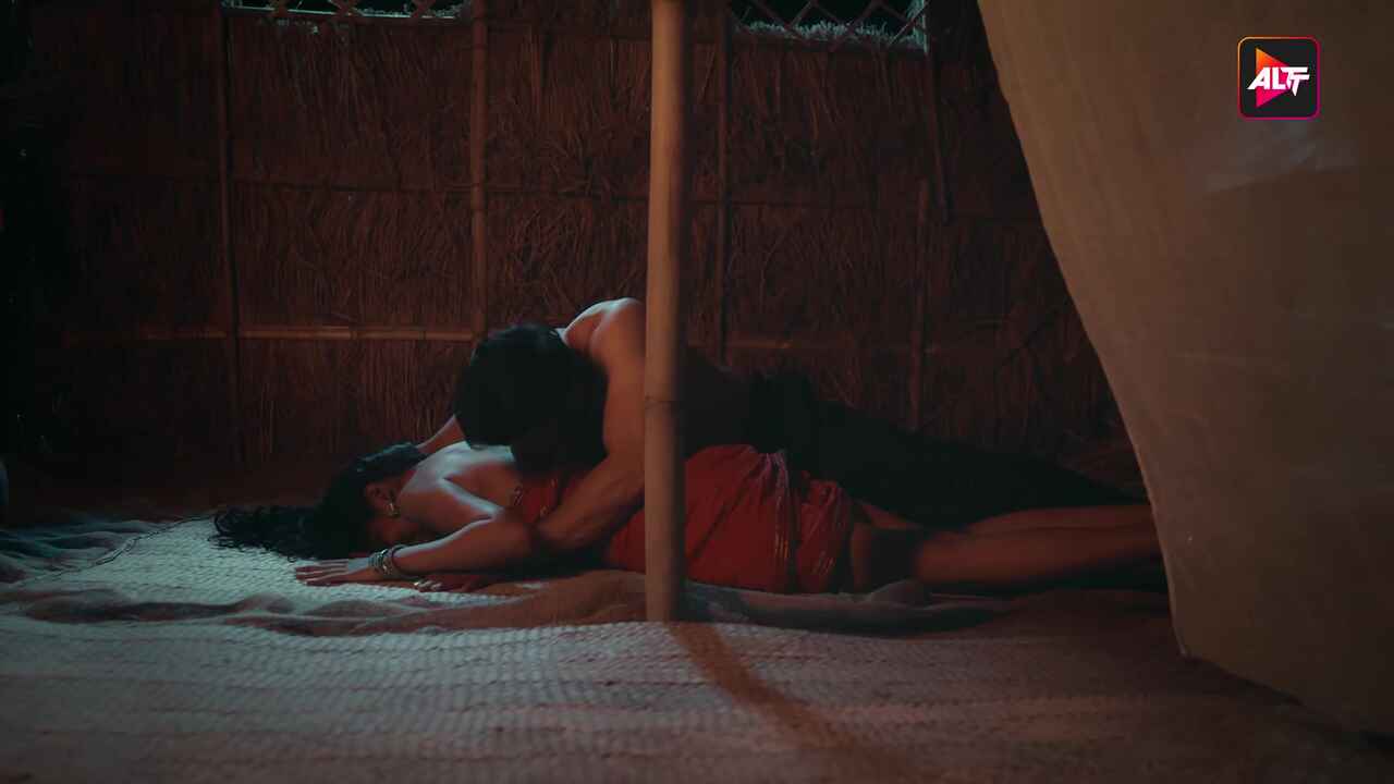 Jungle Ki Garam Dangal: XXX Web Series Ka Pehla Jhatka