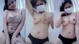 Mbak Fifi Telanjang Bulat Remas Payudara di Live Streaming yang Hot