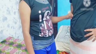 Sali melahap batang keras Jija’a di dalam phuddi-nya yang sudah basah dan menggelembung