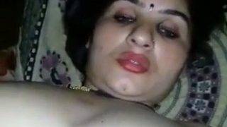 Video panas tante India bugil