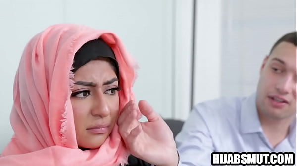 Gadis muslimah terpaksa melayani nafsu pria Amerika