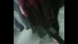 Pantat Sempit Desi yang Menggoda Bagian 2