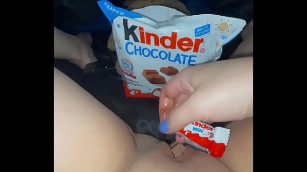 Gairah Ekstrem di Los Angeles: Permainan Seksual dengan Makanan dan Masturbasi Liar oleh Perawan Arab 18 Tahun dari Saudi, Si Putri Salju Arab, di Beverly Hills Amerika Serikat 2025 – Video Panjang Penuh Adegan Mesum yang Aneh dan Mewah
