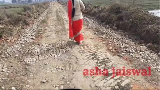 गांव की देसी आंटी को अकेले देखकर, पहली बार जोरदार चुदाई की गाड़ मारी
