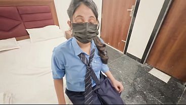 Gadis Desi dan Murid Sekolah Beraksi Ganas di Oyo dengan Audio Hindi yang Menggoda