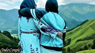 Istri berjilbab nakal selingkuh saat suami asyik liburan di Bali dengan pacar, sampai melahap cairan lelaki hidung belang.