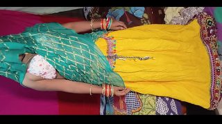 Bhabhi Rajasthan menggoda dengan melepas lehenganya di depan ipar, aksi panasnya terekam jelas dalam video 4K