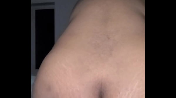 Desi menunggang dengan penuh nafsu
