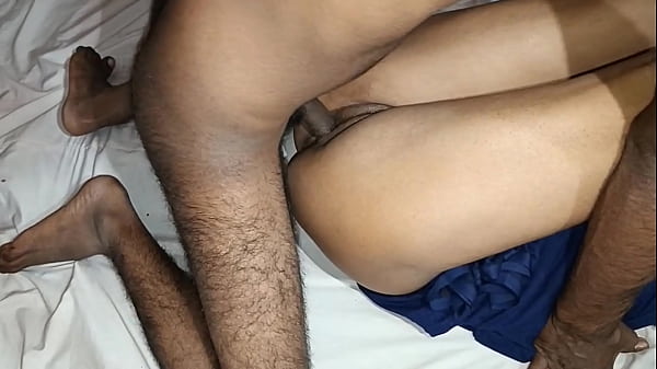 Kakak Ipar Tiriku dan Adik Tiri Tiriku Berpesta Por