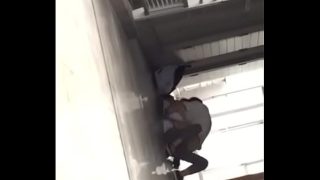华师走廊激情缠绵