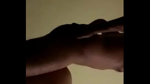Gadis Tionghoa digoyang keras dan liar