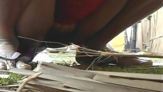BULU DESI BERKILAT DENGAN CUCURAN PANAS