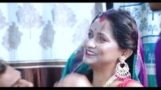 Bhabhi India Menggoda, Bercinta Lembut dengan Suami Sambil Masih Berpakaian Sari – Suara Erangan Hindi