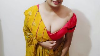 भाभी ने देवर का हाथ पकड़ा और फिर उसके बड़े लंड से चुदाई की मस्ती (हिंदी ऑडियो)