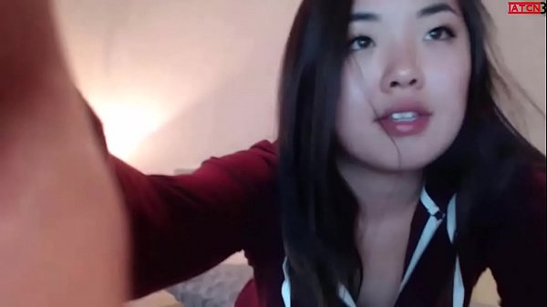 Kamera panas Jepang bertiga