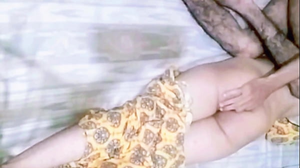 Bhabhi Desi Menggoda Diterabas Dever, Anal Perdana yang Sakit dan Menggairahkan Bersama Adik Tiri