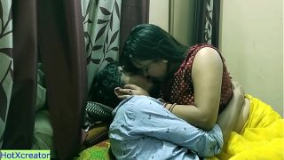 Namanya siapa? Adegan panas model serial web India dengan audio Hindi jernih