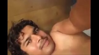 Gadis India Desi bercinta panas dengan pacarnya