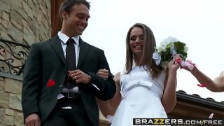 Brazzers – Kisah Istri Nyata – Pelacur Tak Terselamatkan Bab Terakhir adegan panas Tori Black