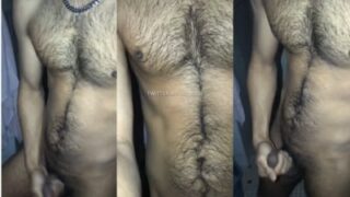Cowok Desi bikin video mesum buat pacar barunya