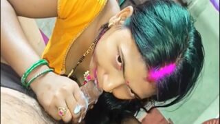 Istri dari Patna menelan sperma suami dalam video mesum khas Bihar
