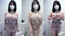 Kunci Miss ZF Menggoda, Payudara Besar Bergoyang dengan Coklat