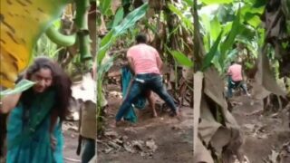 Pasangan Kolhapuri Bercinta Liar di Kebun Pisang