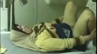Puki Tante Muslim Dewasa Digencet Dokter dalam Rekaman MMS