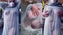 Tante Jilboobs Menggoda di Luar Ruangan dengan Baju Transparan yang Bikin Nafsu Membara