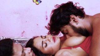Teman Sekamar yang Menggoda: Gupchup Web Series Dewasa Musim 1 Episode 2