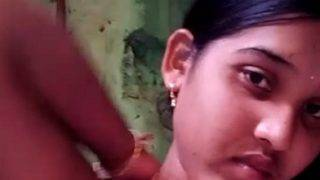Video telanjang bulat cewek desa