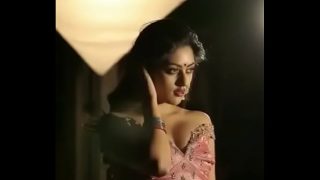 Pemotretan Seksi Model India yang Menggoda