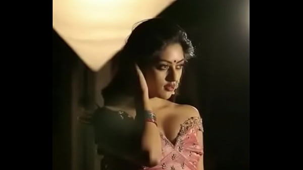 Pemotretan Seksi Model India yang Menggoda